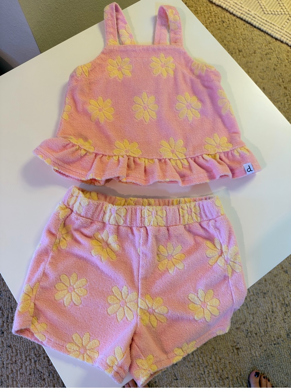 Pink & Yellow Daisy Girls Tank Top and Shorts Set